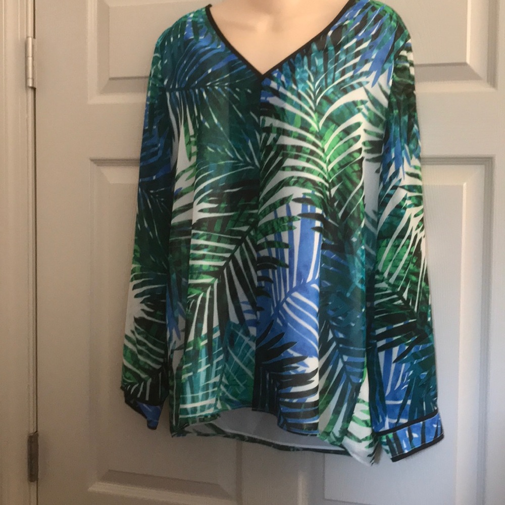 Calvin Klein v neck tropical blouse